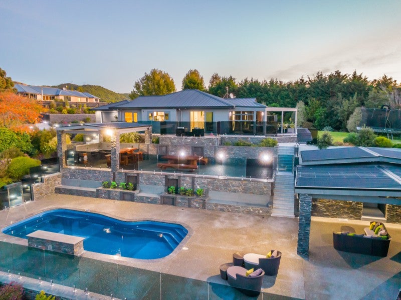 85 King Arthur Drive, Otaihanga, Paraparaumu - Carousel 2