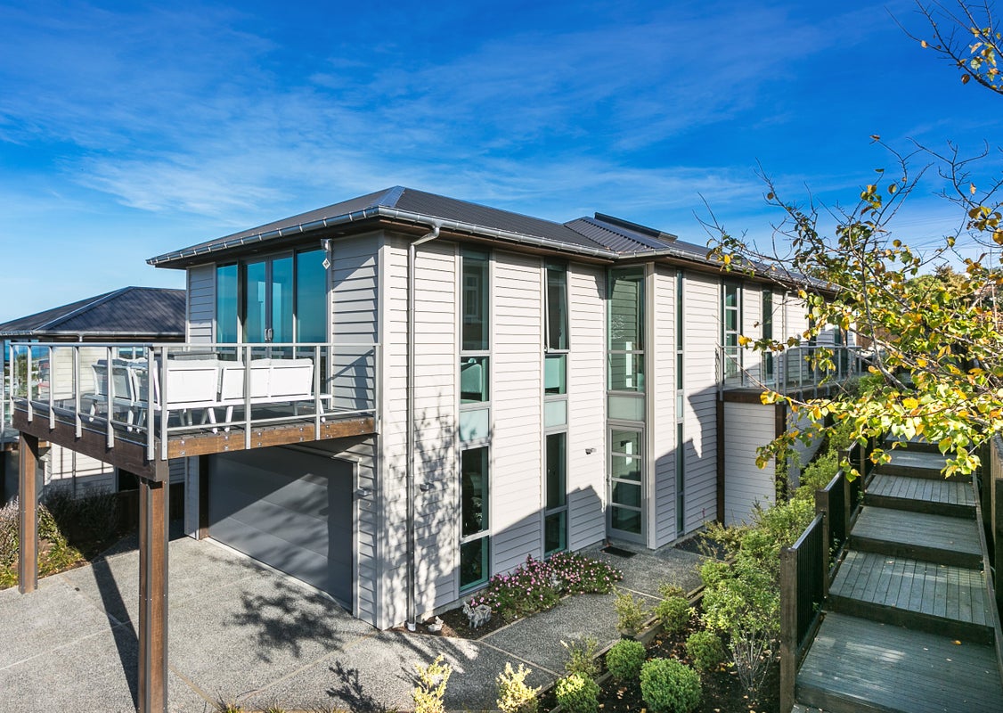 2 Montecillo Lane, Mornington, Dunedin - Carousel 1