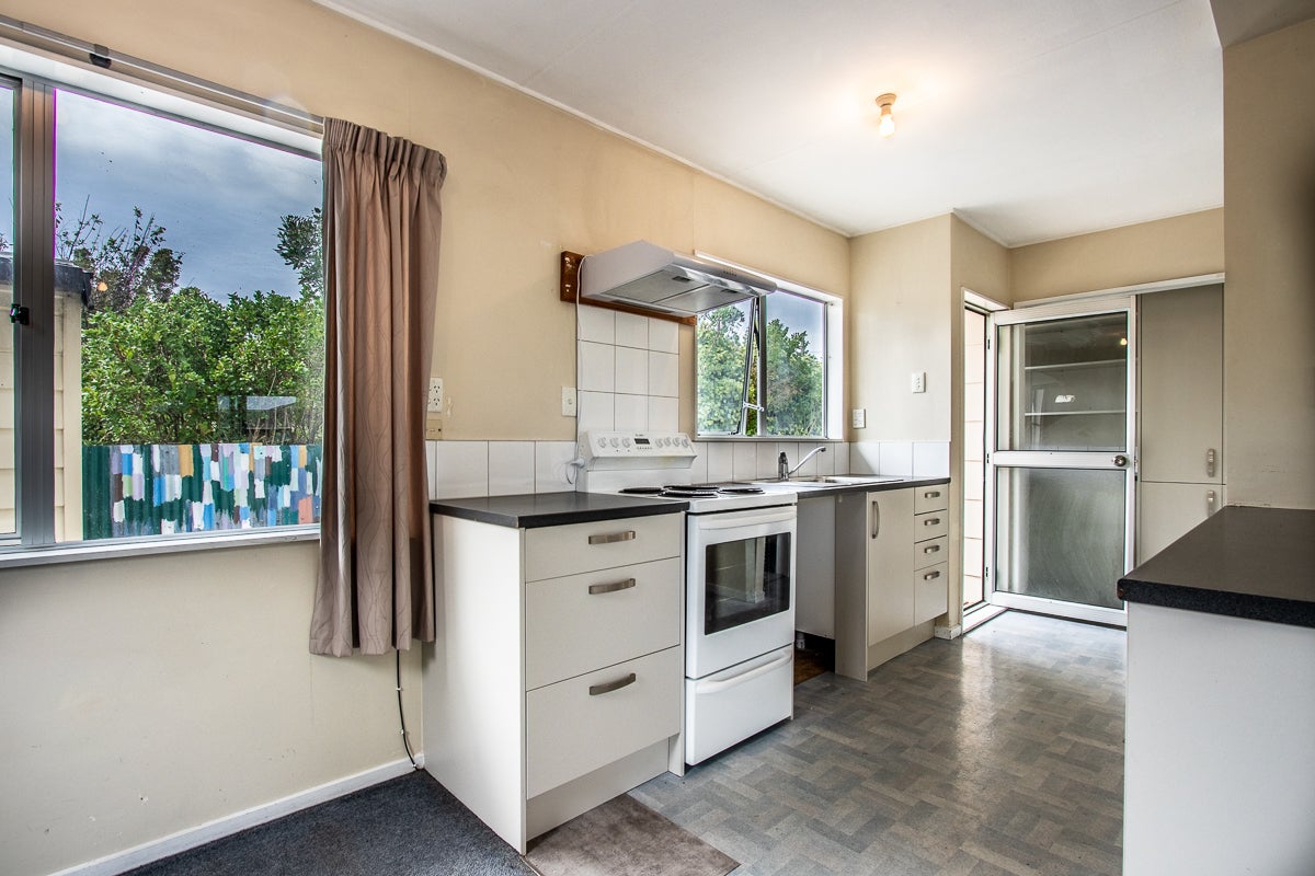 78B Atkinson Avenue, Otaki Beach, Otaki - Carousel 2