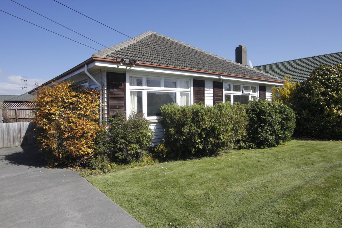 1/43 Northcote Road, Northcote, Christchurch - Carousel 1