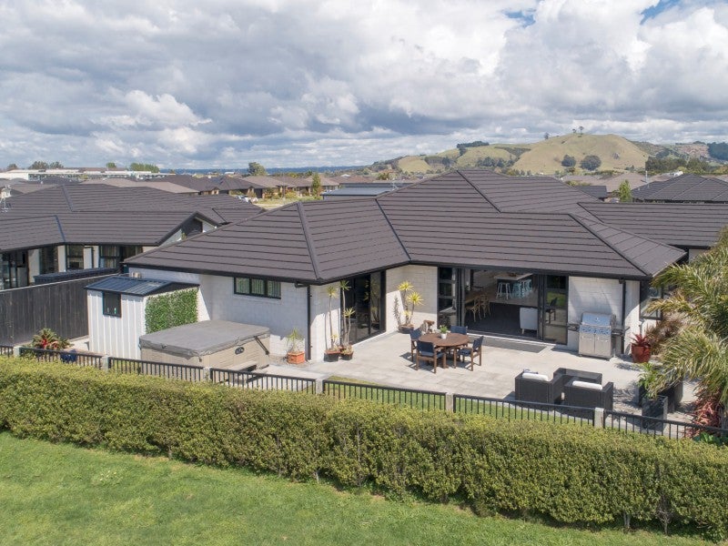 56 Drabble Crescent, Papamoa Beach, Papamoa - Carousel 1