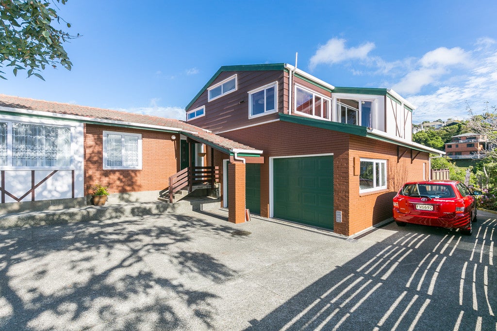 3 Ballina Drive, Churton Park, Wellington - Carousel 23