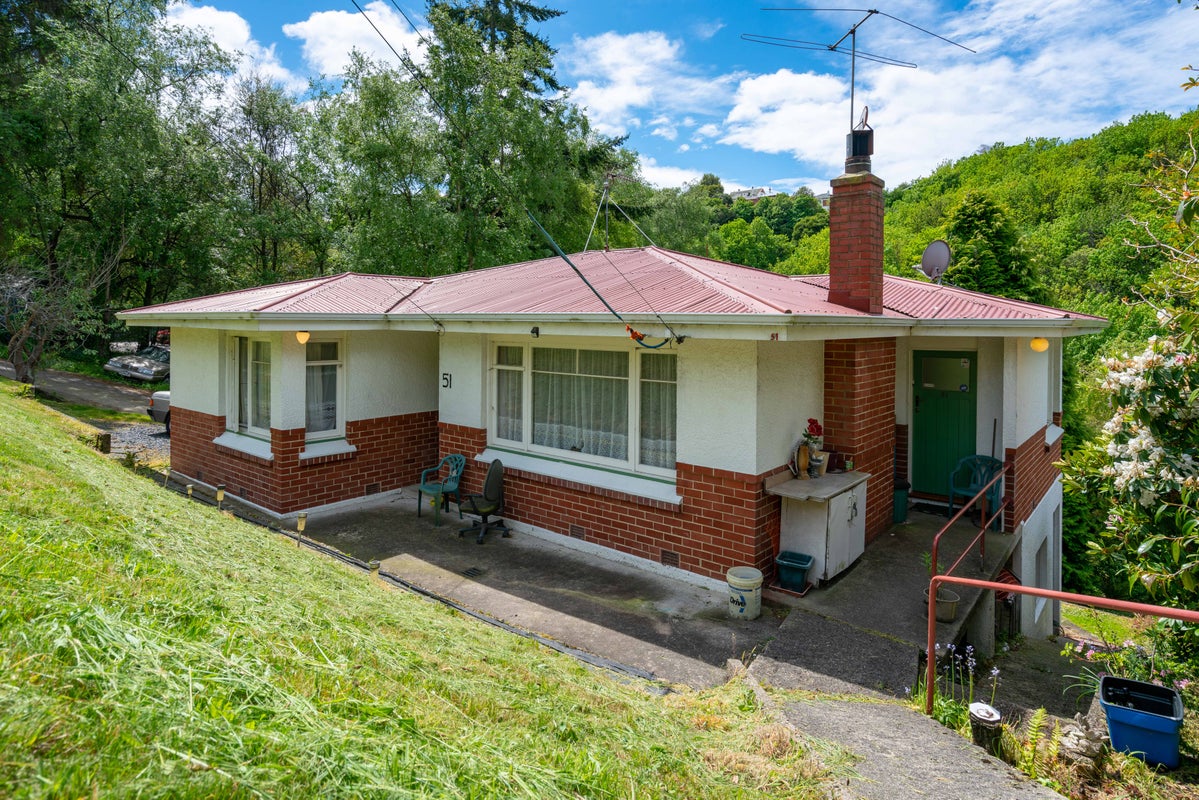 51 Glen Road, Mornington, Dunedin - Carousel 2