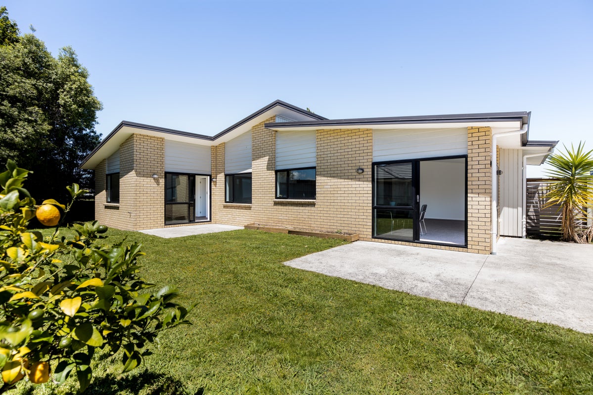 5B Alpers Ridge, Leamington, Cambridge - Carousel 2