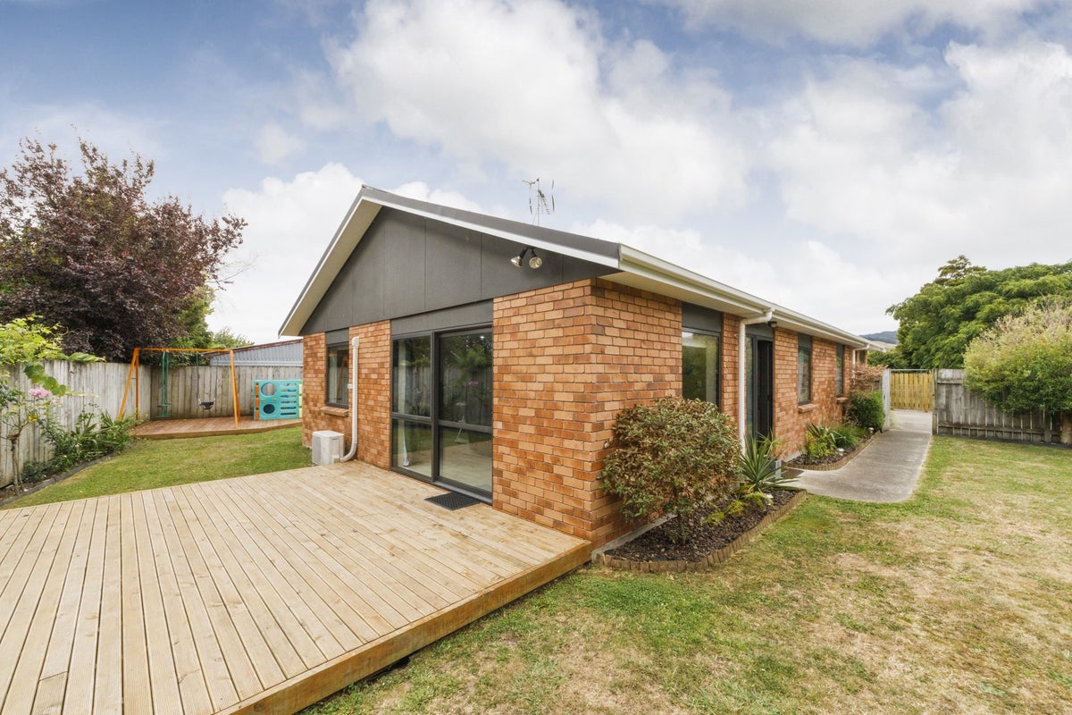 52 Lincoln Street, Ashhurst, Ashhurst - Carousel 1
