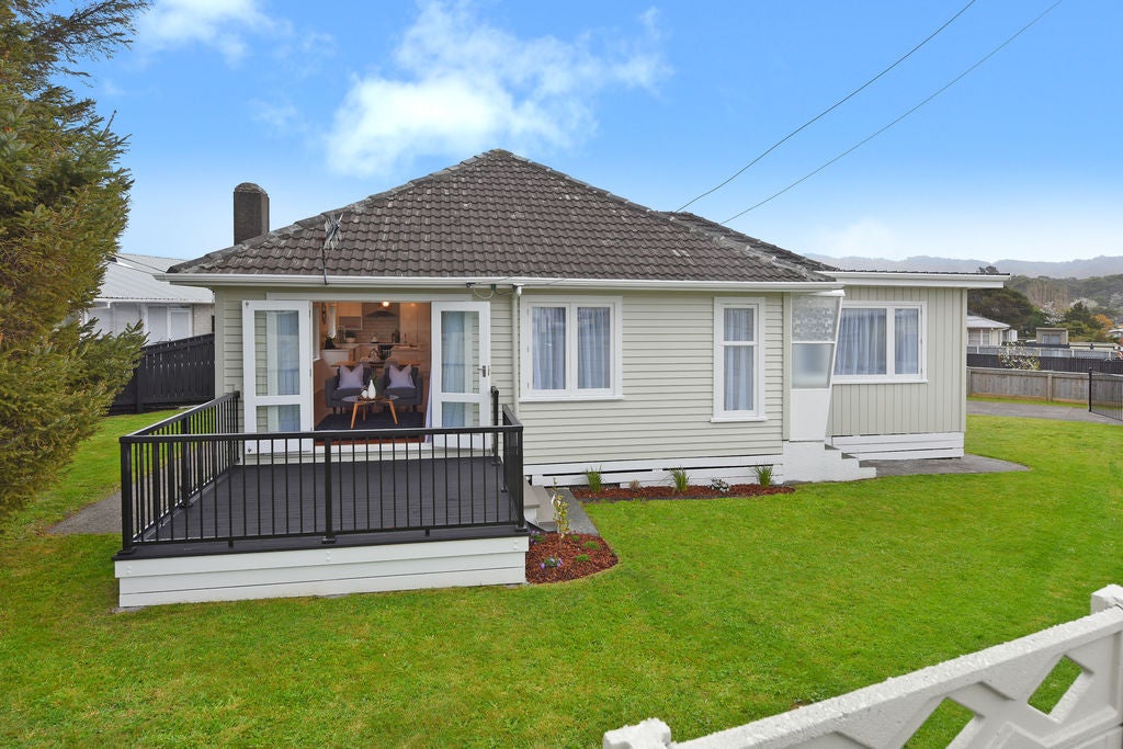 1 Dunn Street, Wainuiomata, Lower Hutt - Carousel 2