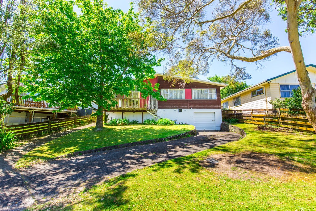 98 Farquhar Road, Glendene, Auckland - Carousel 1