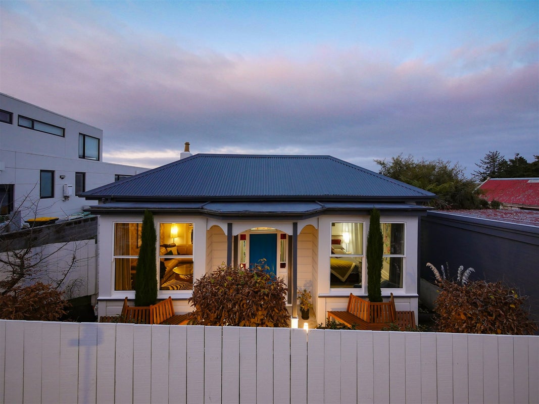 8 City Road, Roslyn, Dunedin - Carousel 2
