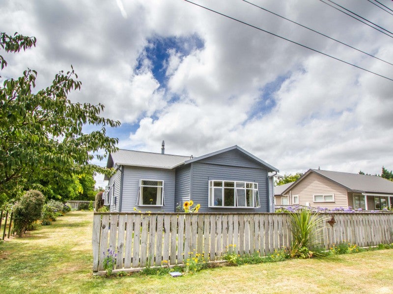 118 Kent Street, Carterton - Carousel 21
