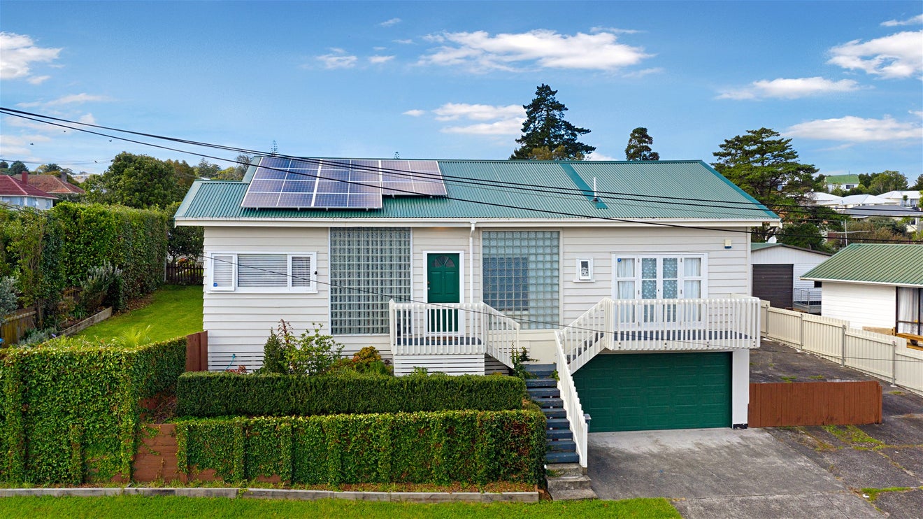 2A Hertford Street, Blockhouse Bay, Auckland - Carousel 1