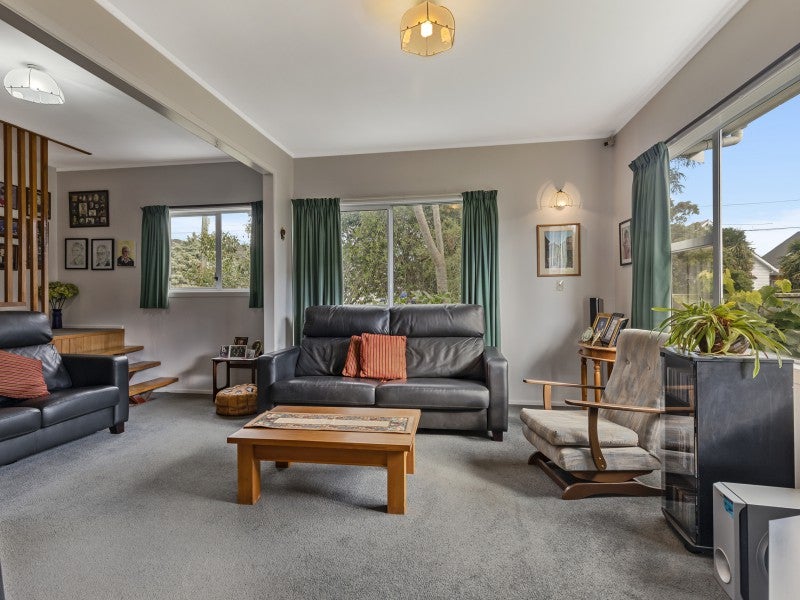 17 Trinity Avenue, Epuni, Lower Hutt - Carousel 2