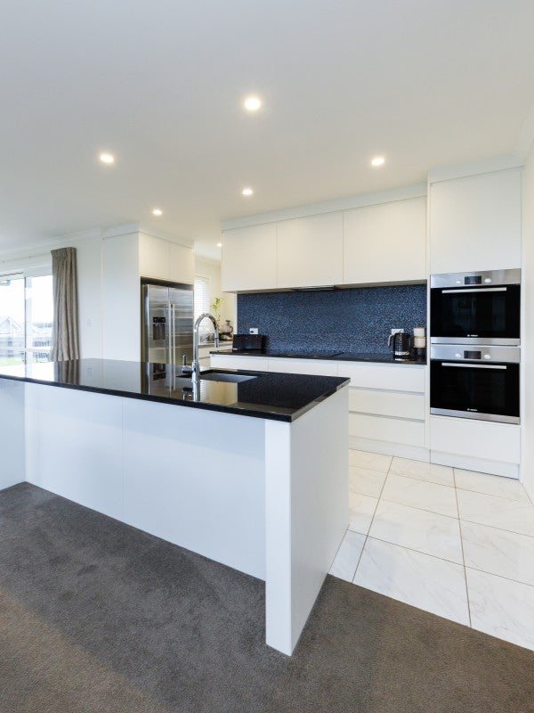 17 Silicon Way, Fitzherbert, Palmerston North - Carousel 2