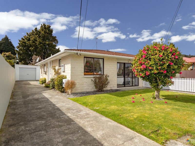 1/22 Henry Street, Ebdentown, Upper Hutt - Carousel 1