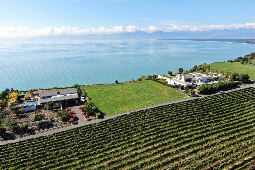 68 Admirals Way, Ruby Bay, Mapua - Carousel 1