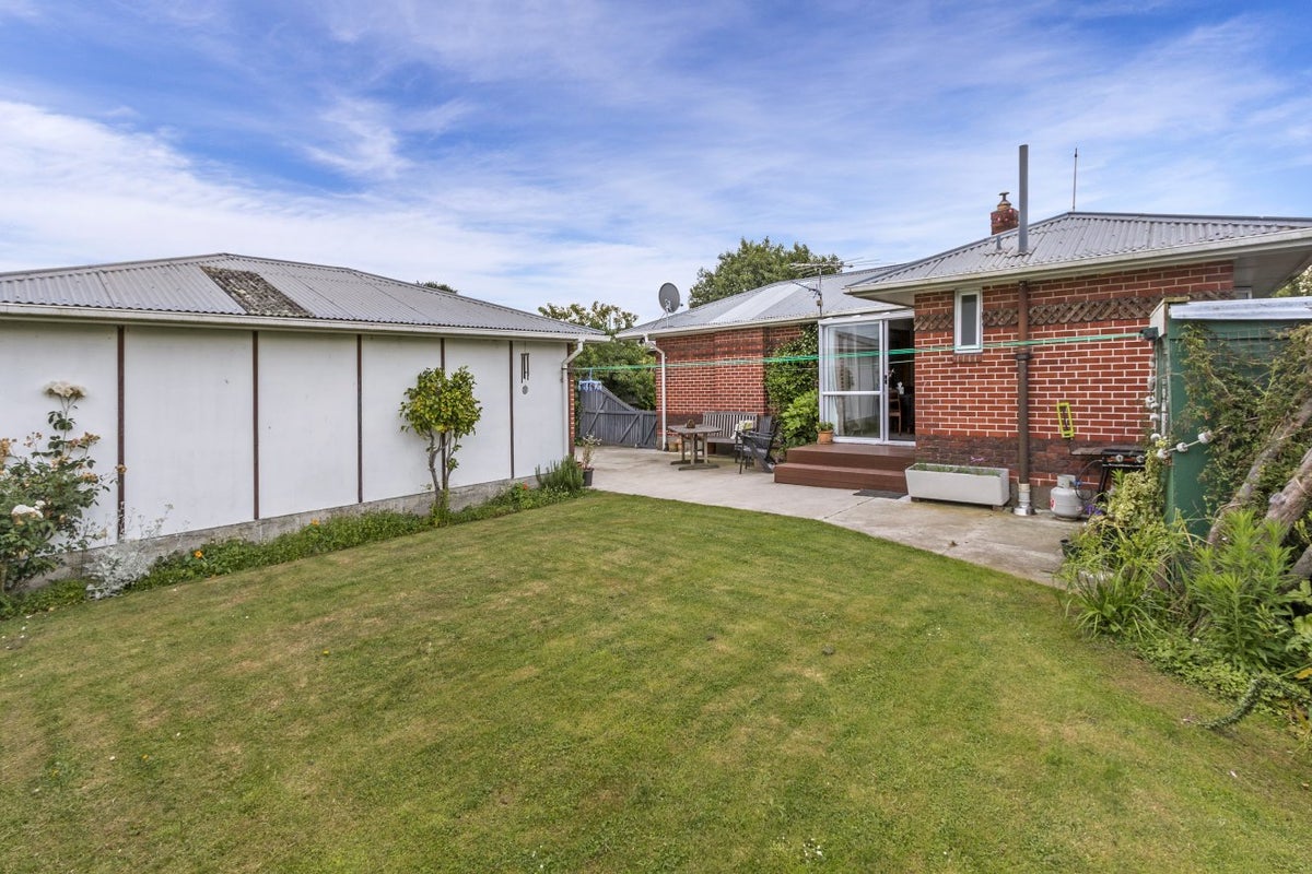 68 Coopers Road, Dallington, Christchurch - Carousel 12