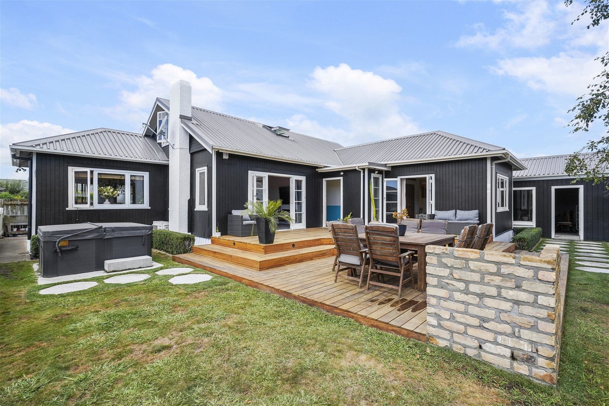 48 Cate Road, Rototuna North, Hamilton - Carousel 1