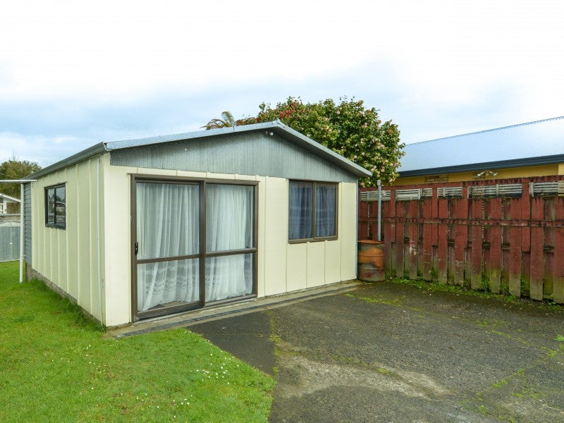 4 MacDonald Road, Glenview, Hamilton - Carousel 20