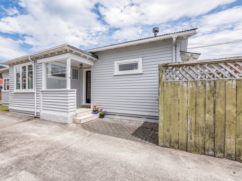 1/70 Trafalgar ST, WAIWHETU, LOWER HUTT - Carousel 18