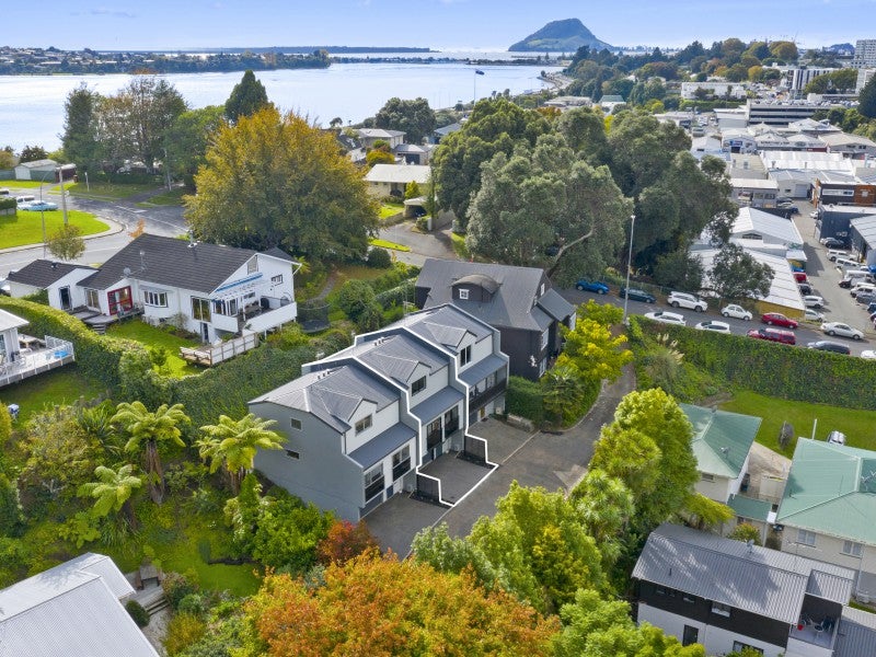 82B Fourth Avenue, Tauranga, Tauranga - Carousel 1