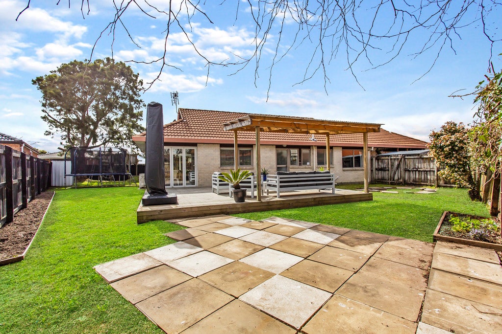 21 Dulwich Place, Burswood, Auckland - Carousel 1