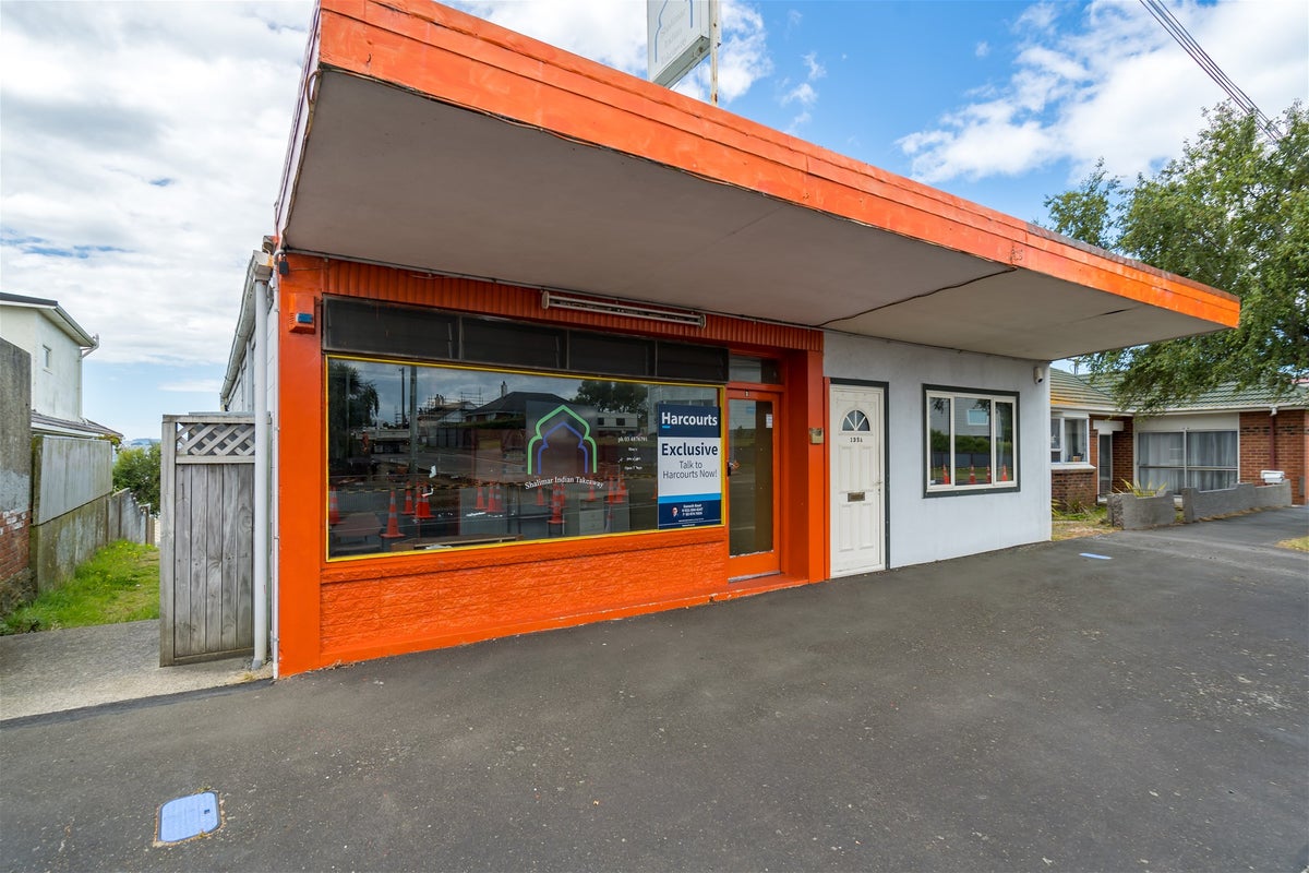 135 Riselaw Road, Calton Hill, Dunedin - Carousel 1