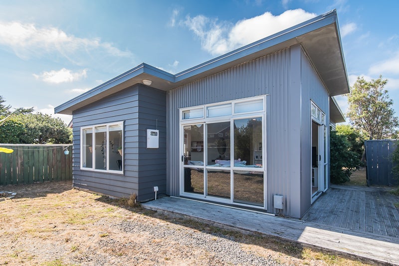 232A Manly Street, Paraparaumu Beach, Paraparaumu - Carousel 1