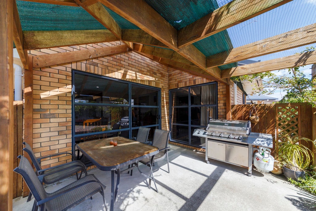 99A Schnell Drive, Kelvin Grove, Palmerston North - Carousel 2