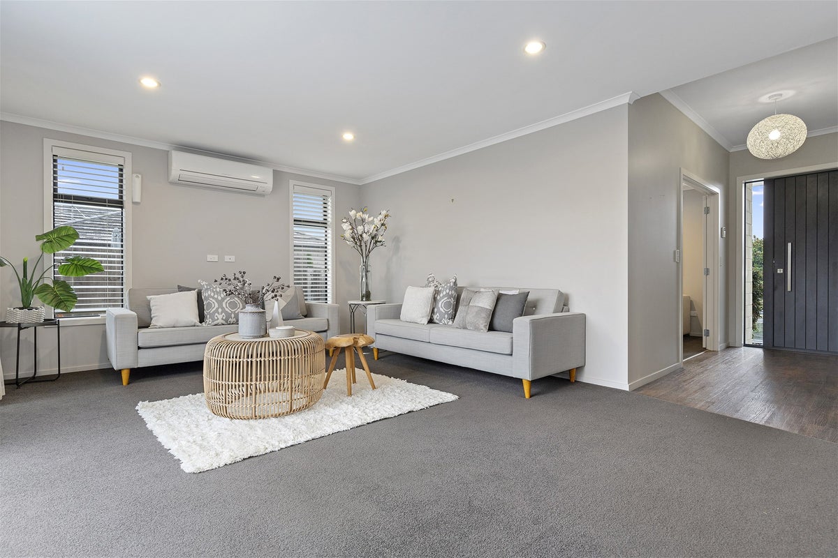 8 Hemsby Place, Rototuna North, Hamilton - Carousel 2