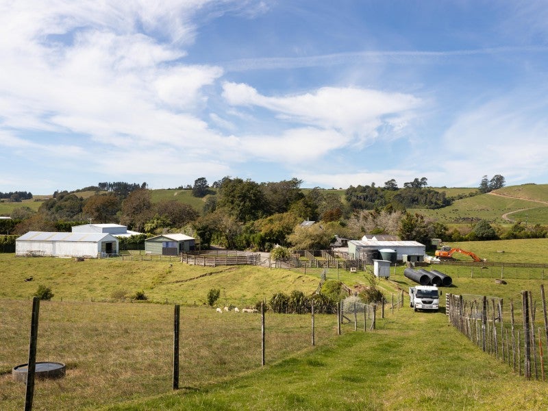 916 Mountain Road, Waiongana, Inglewood - Carousel 2