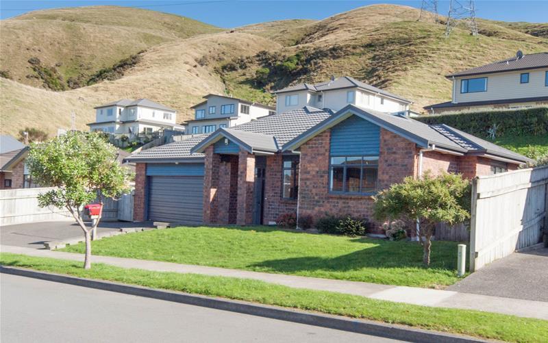 75 Amesbury Drive, Churton Park, Wellington - Carousel 1