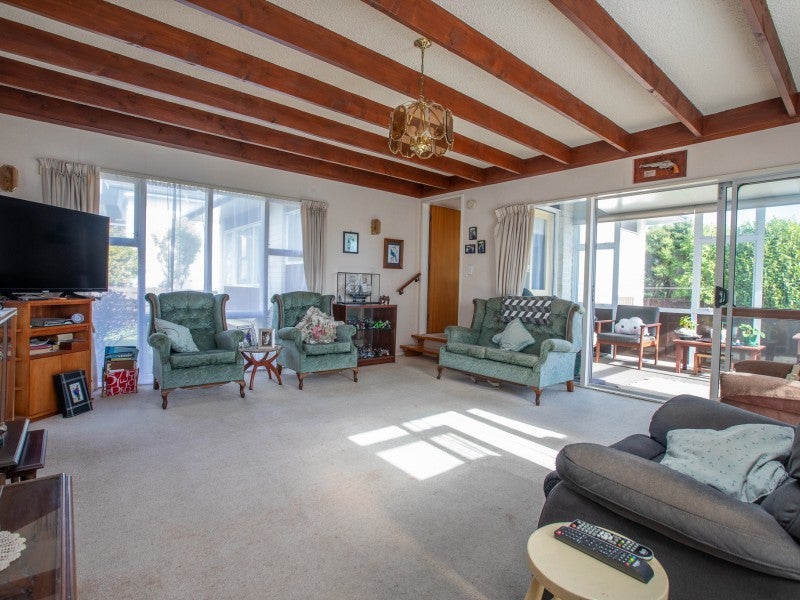 14 The Sounding, Whitby, Porirua - Carousel 2