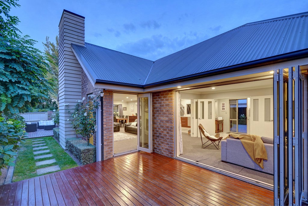 22 Crombie Green, Northwood, Christchurch - Carousel 20