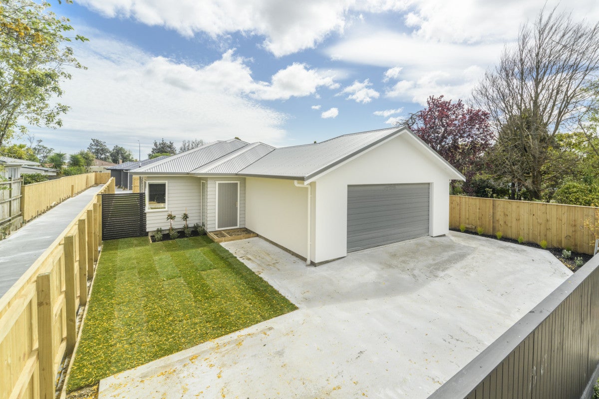 18B Sheffield Street, Awapuni, Palmerston North - Carousel 13