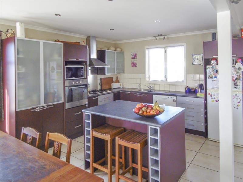 6 Manson Street, Redwoodtown, Blenheim - Carousel 2