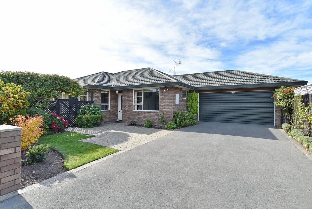 2 Munro Street, Redwood, Christchurch - Carousel 1
