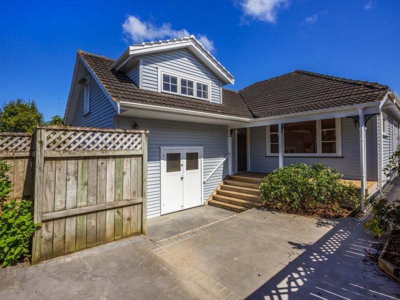 1/49 Ranui Terrace, Tawa, Wellington - Carousel 17