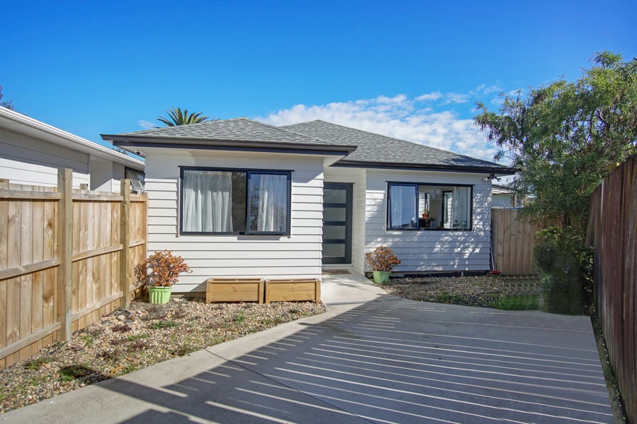 6A Arnwood Street, Manurewa, Auckland - Carousel 1