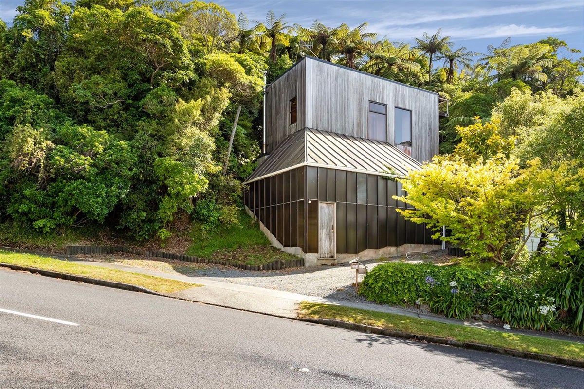 44 Viewmont Drive, Harbour View, Lower Hutt - Carousel 1
