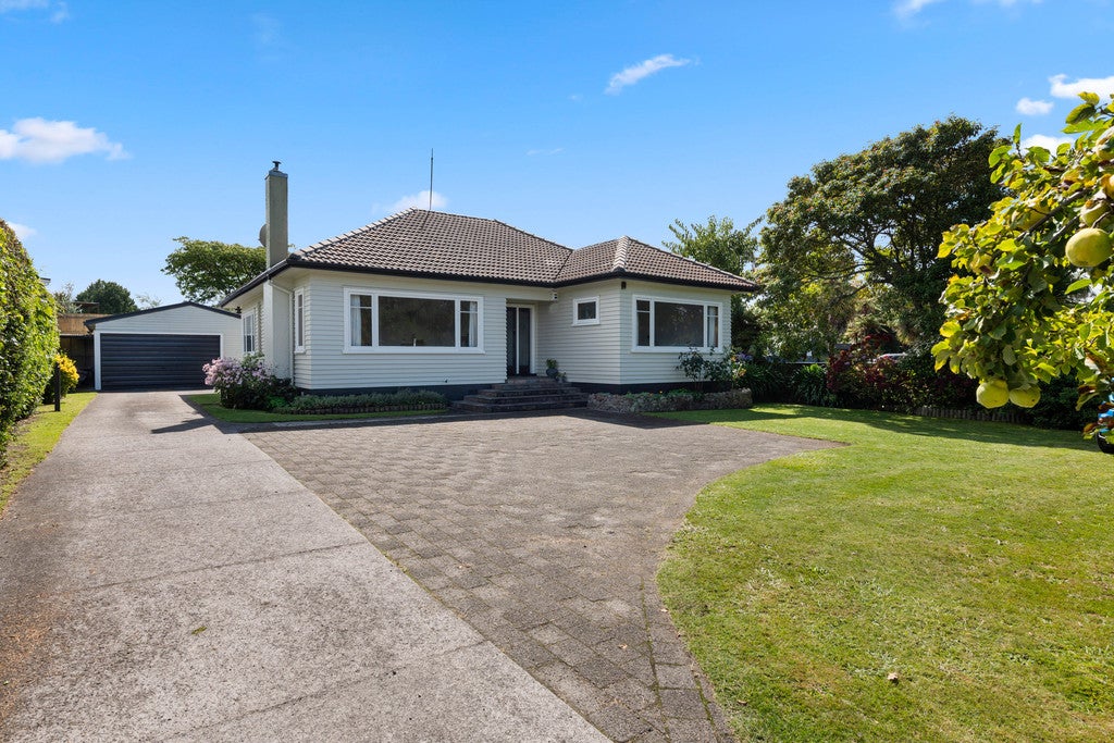 87 Devon Street, Glenholme, Rotorua - Carousel 1