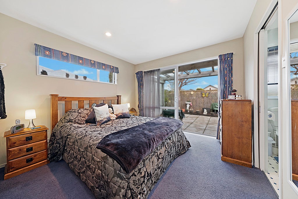 51 Beechwood Drive, Northwood, Christchurch - Carousel 1