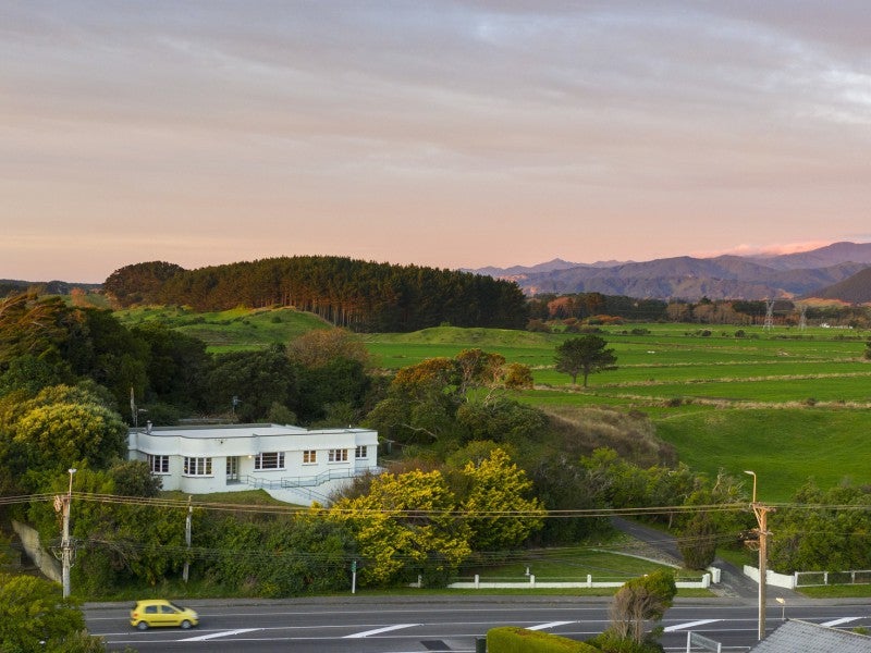 70 Tasman Road, Otaki Beach, Otaki - Carousel 1