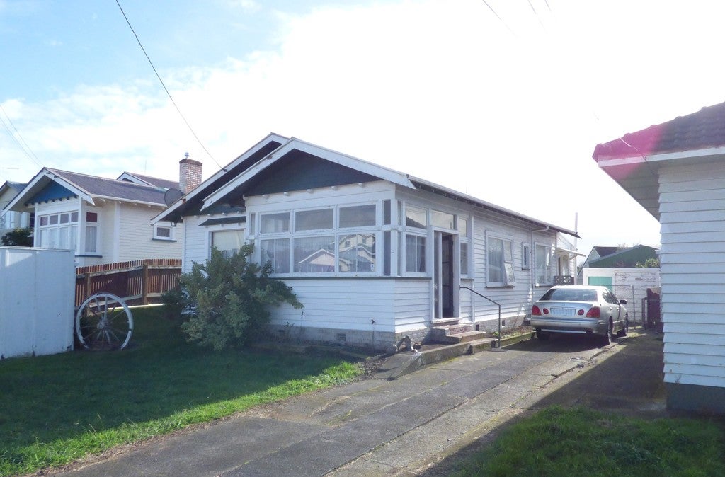 10 May Street, Gonville, Whanganui - Carousel 1