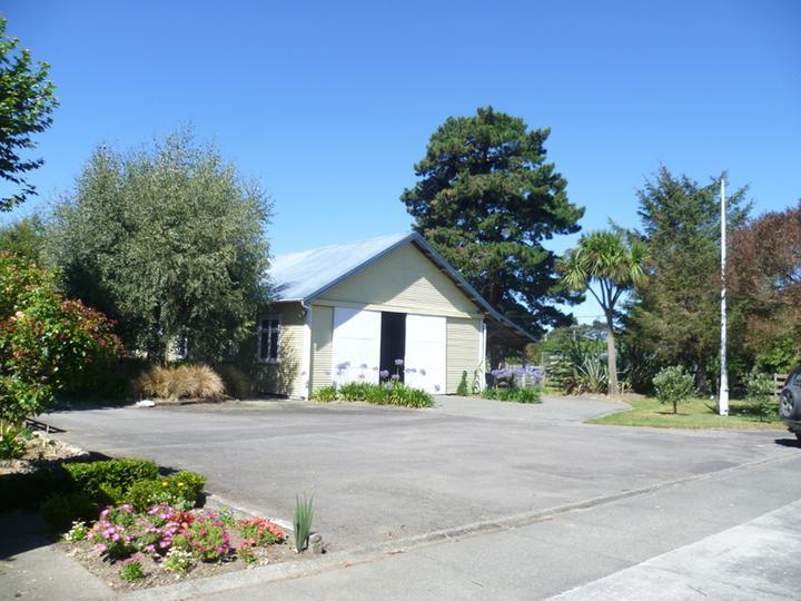 17 Chester Road, Clareville, Carterton - Carousel 20