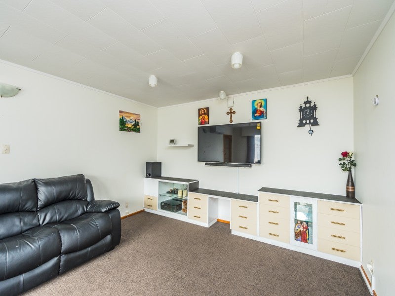 5 Devon Road, Springvale, Whanganui - Carousel 2