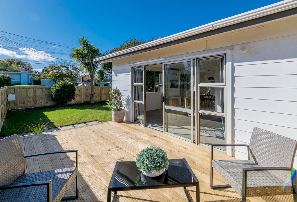 46A Martin Road, Paraparaumu Beach, Paraparaumu - Carousel 1