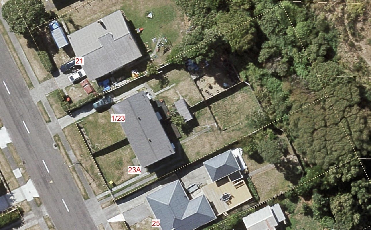1/23 Kapiti Crescent, Titahi Bay, Porirua - Carousel 1