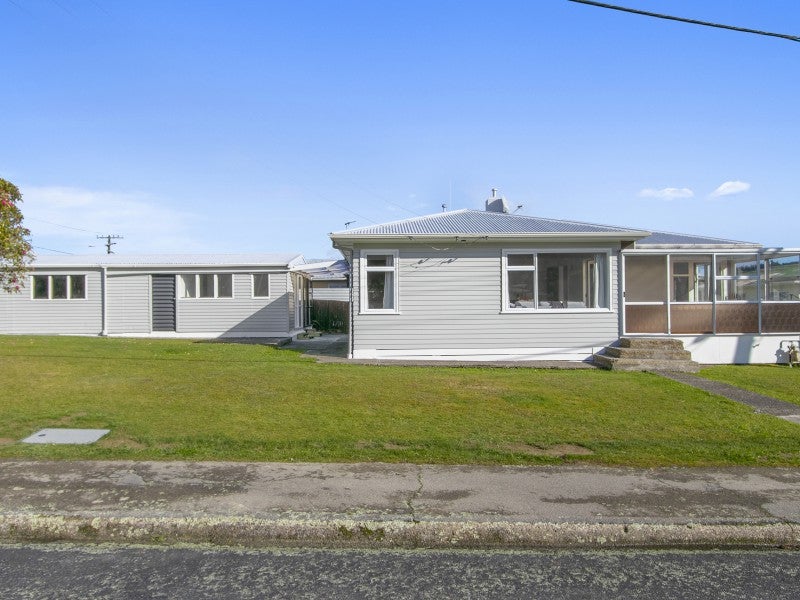 61 Russell Road, Wainuiomata, Lower Hutt - Carousel 1