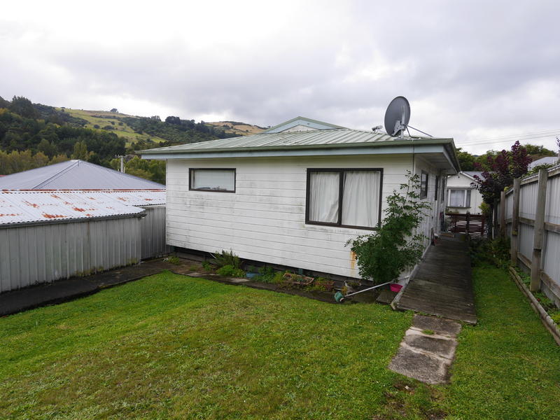22 Baldwin Street, North East Valley, Dunedin - Carousel 2