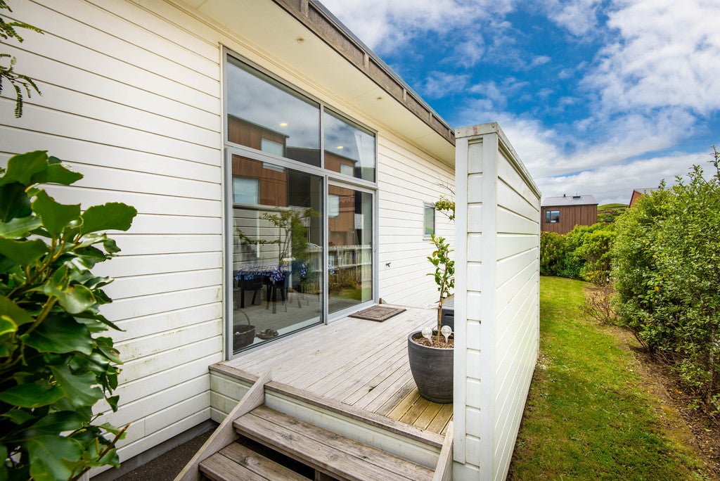 105 Woodridge Drive, Woodridge, Wellington - Carousel 20