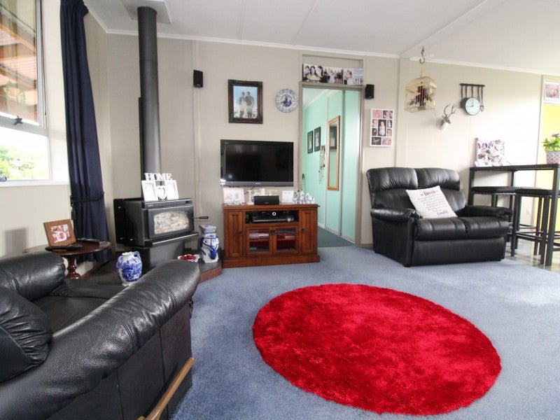 16 Ruane Street, Glenavy, Waimate - Carousel 2